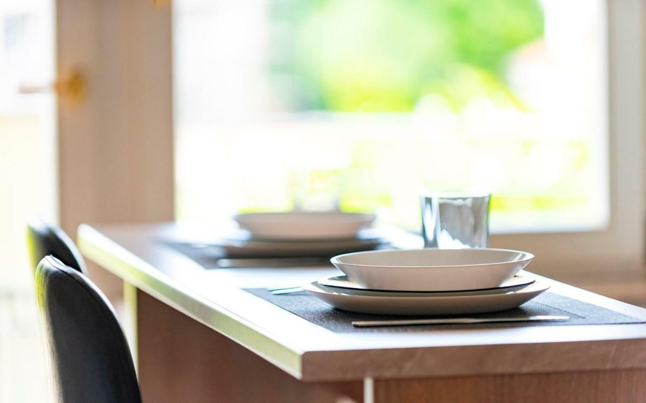 Lavanda Apartments&Studios ปิเนซิตซี ภายนอก รูปภาพ