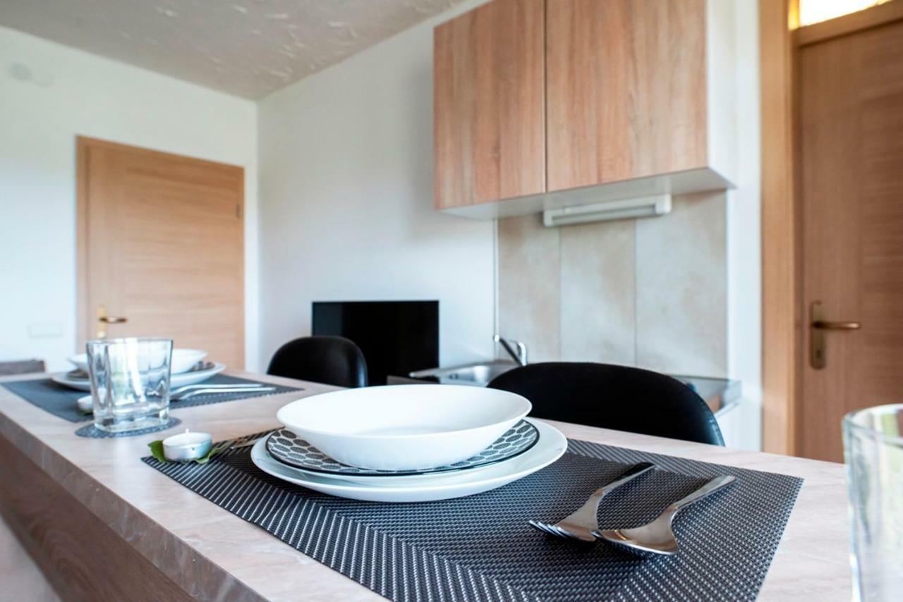 Lavanda Apartments&Studios ปิเนซิตซี ภายนอก รูปภาพ